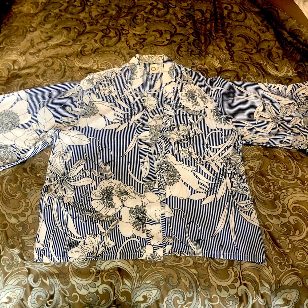 AKEMI KIN Savannah Stripe Floral Kimono Cardigan One Size / S - XL Blue & White